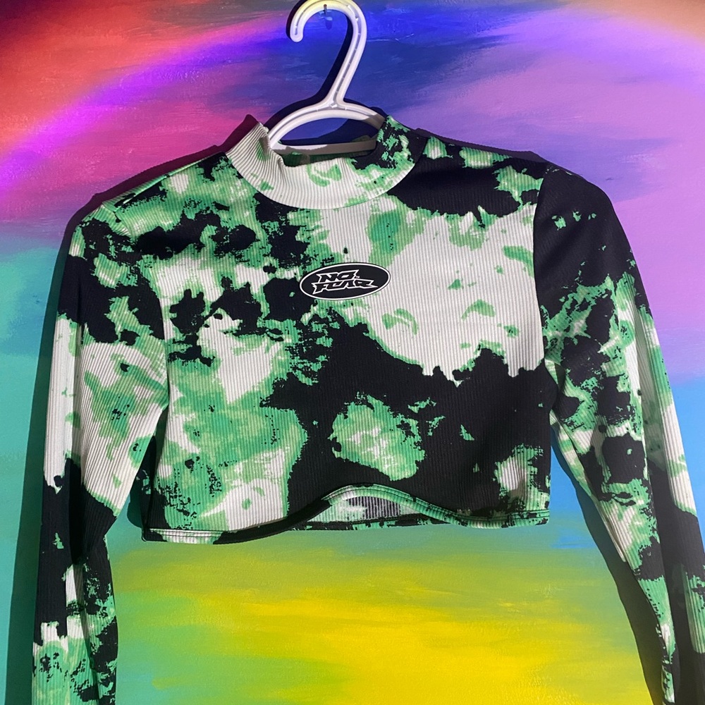 4 pcs y2k clothing bundle - Picture 2 of 5